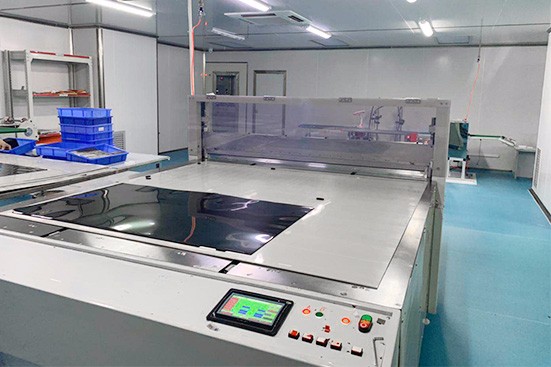 偏光片厂家如何与客户构建稳定的合作关系？